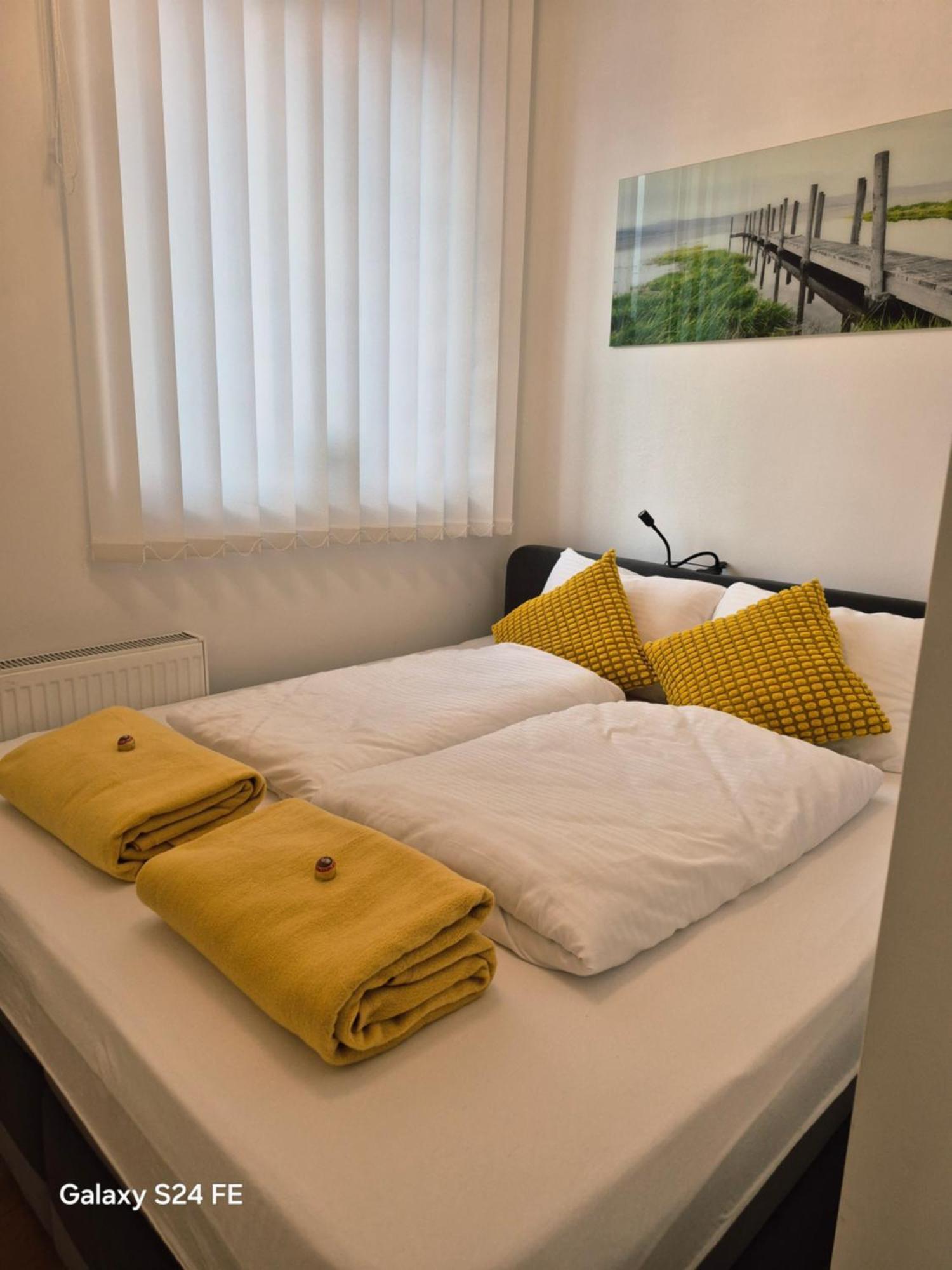 Neubauwohnung Mit 80 M2 Terrasse, 8 Minuten Von Entfernt Apartment Linz
